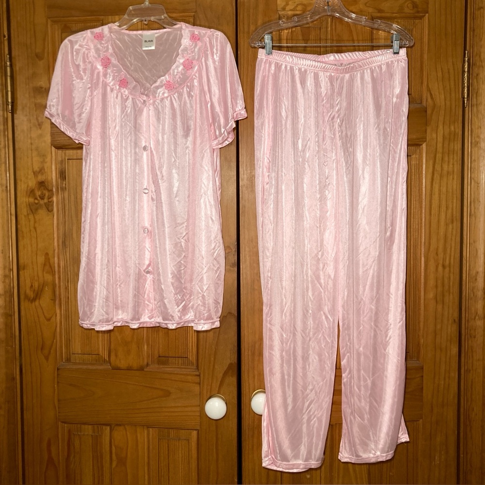 NWOT Blair Pajama Set Lightweight Top and Bottoms Silky Pink Size L Large